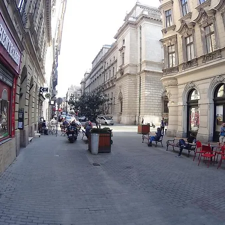 Nila Opera Budapest